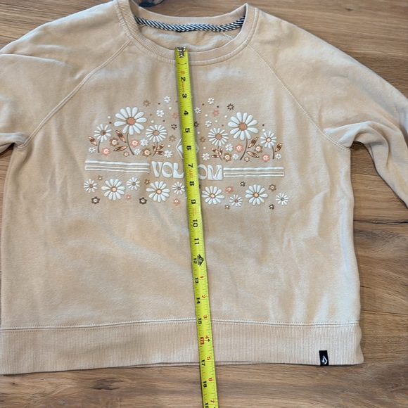 Volcom Crew - Picture 9 of 9